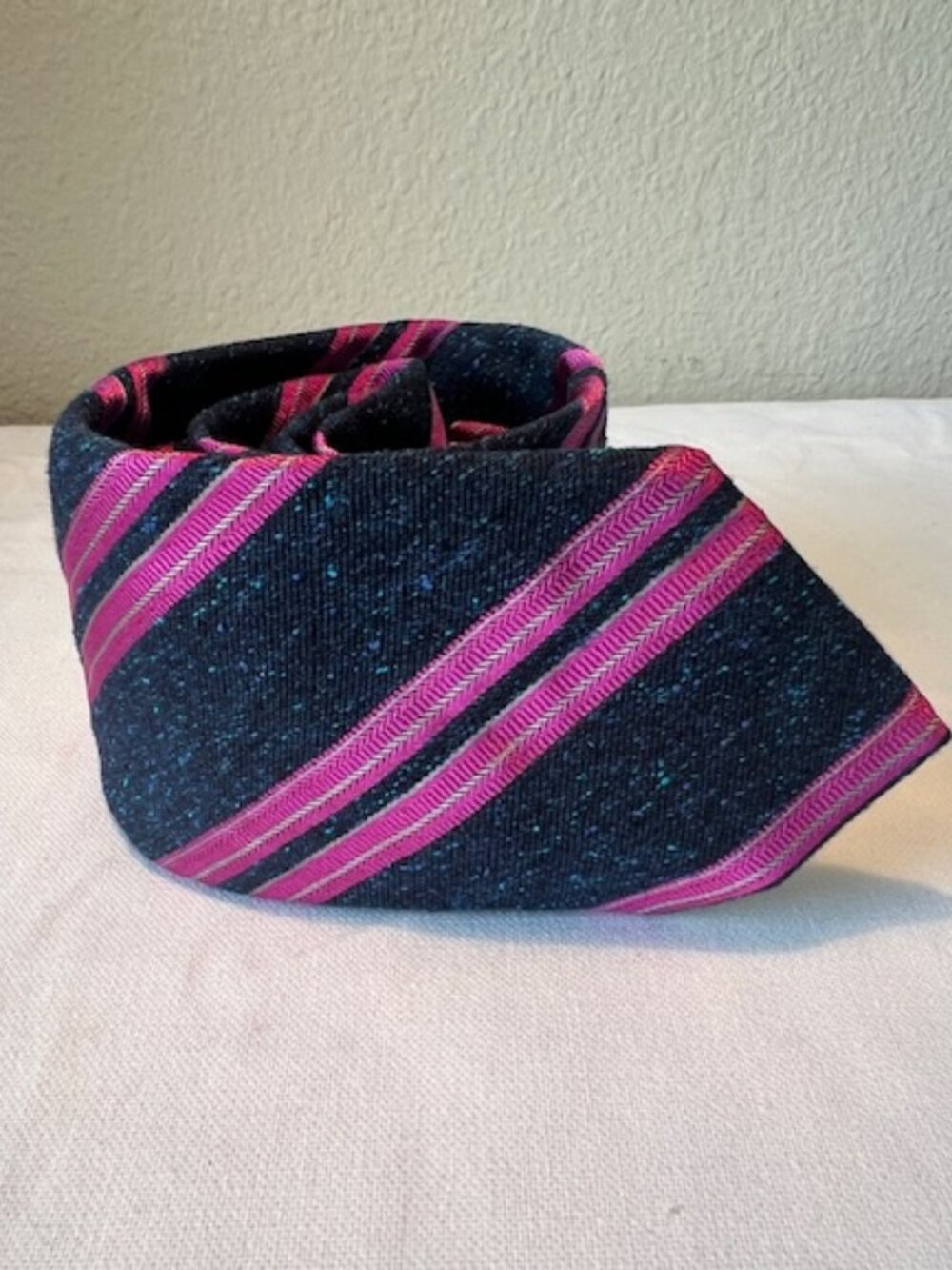Robert Talbott Men's Necktie Navy/Pink Stripe